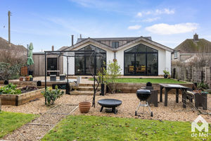 Photo 23- click for photo gallery